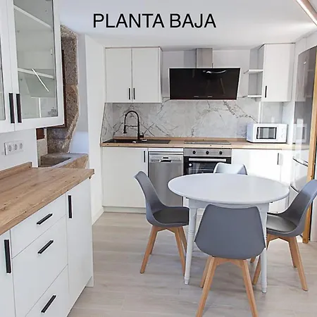 Casa La - Playa Langosteira